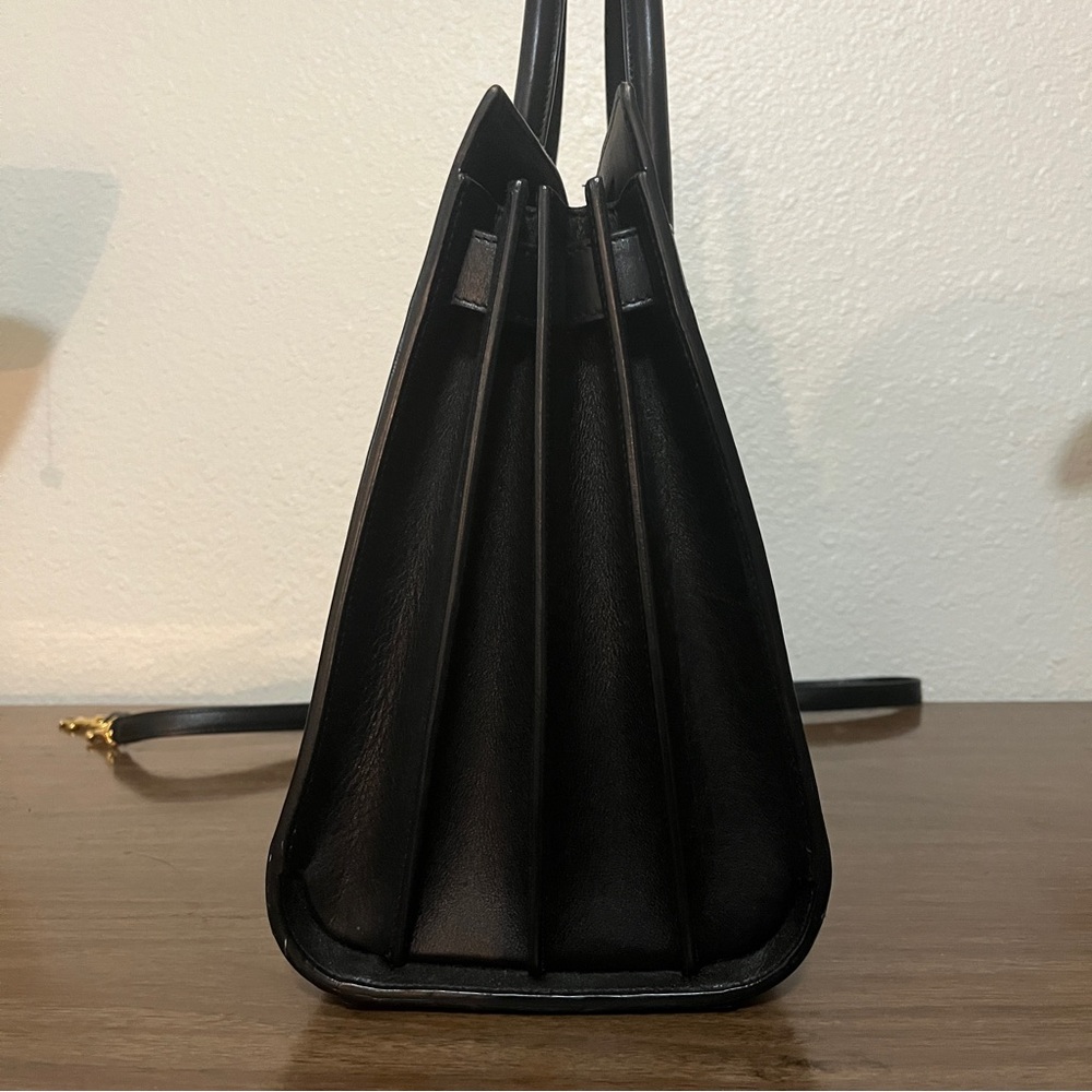 Saint Laurent Sac De Jour Small Black with Gold Hardware - Picture 7 of 16